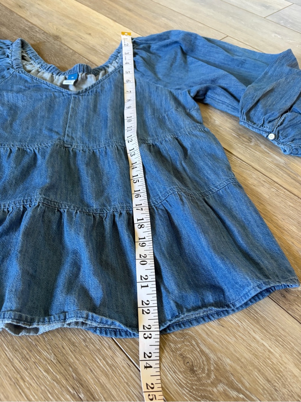 Old Navy Tiered Swing Long-Sleeve Denim Top - Picture 10 of 10